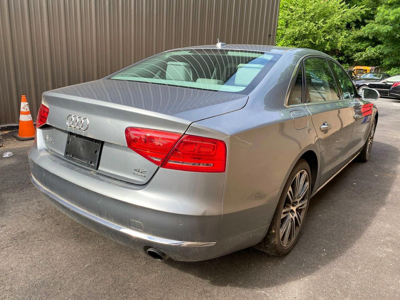 2011 Audi A8 L Quattro - Image 4
