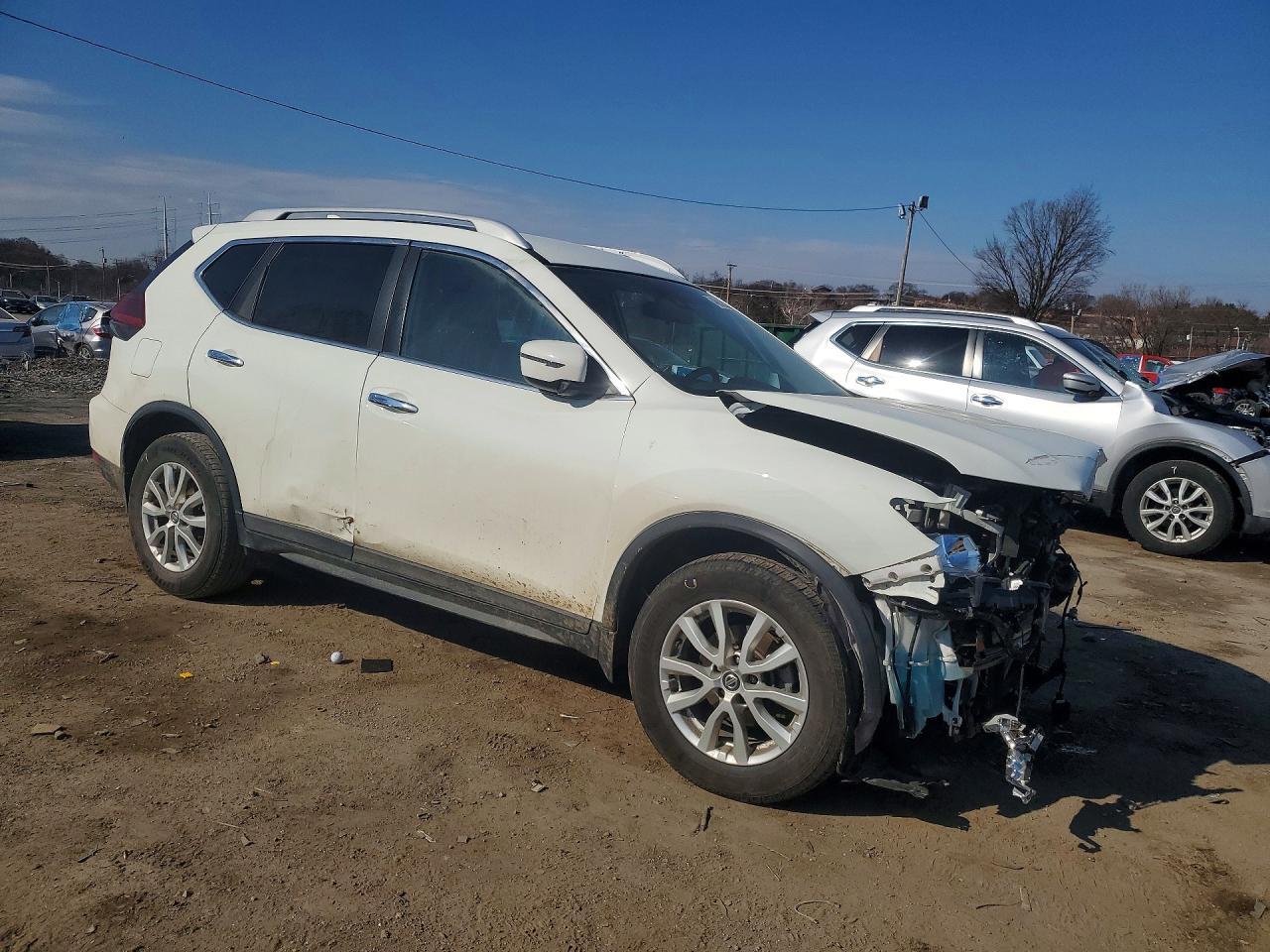 2019 Nissan Rogue S - Фото 4