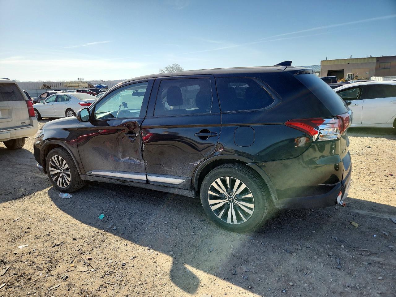2019 Mitsubishi Outlander Es - Фото 2