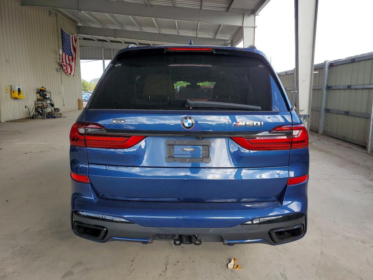 2022 BMW X7 M50I - Фото 6