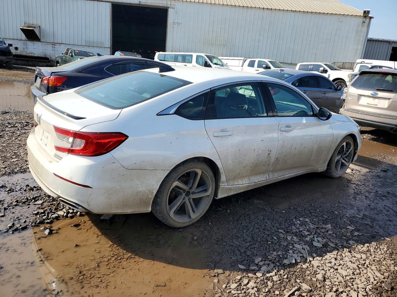 2022 Honda Accord Sport Se - Image 3