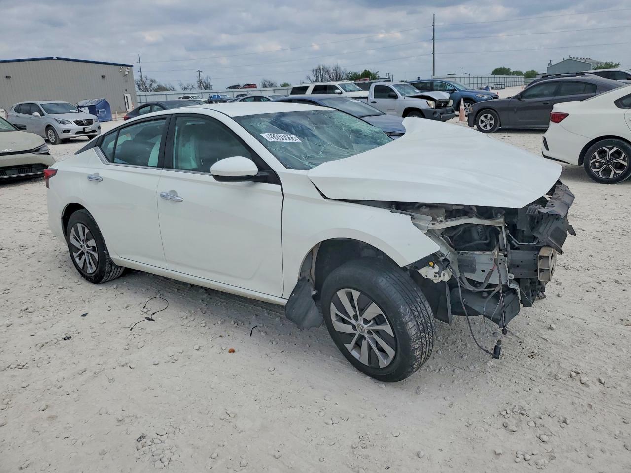 2019 Nissan Altima S - Фото 4