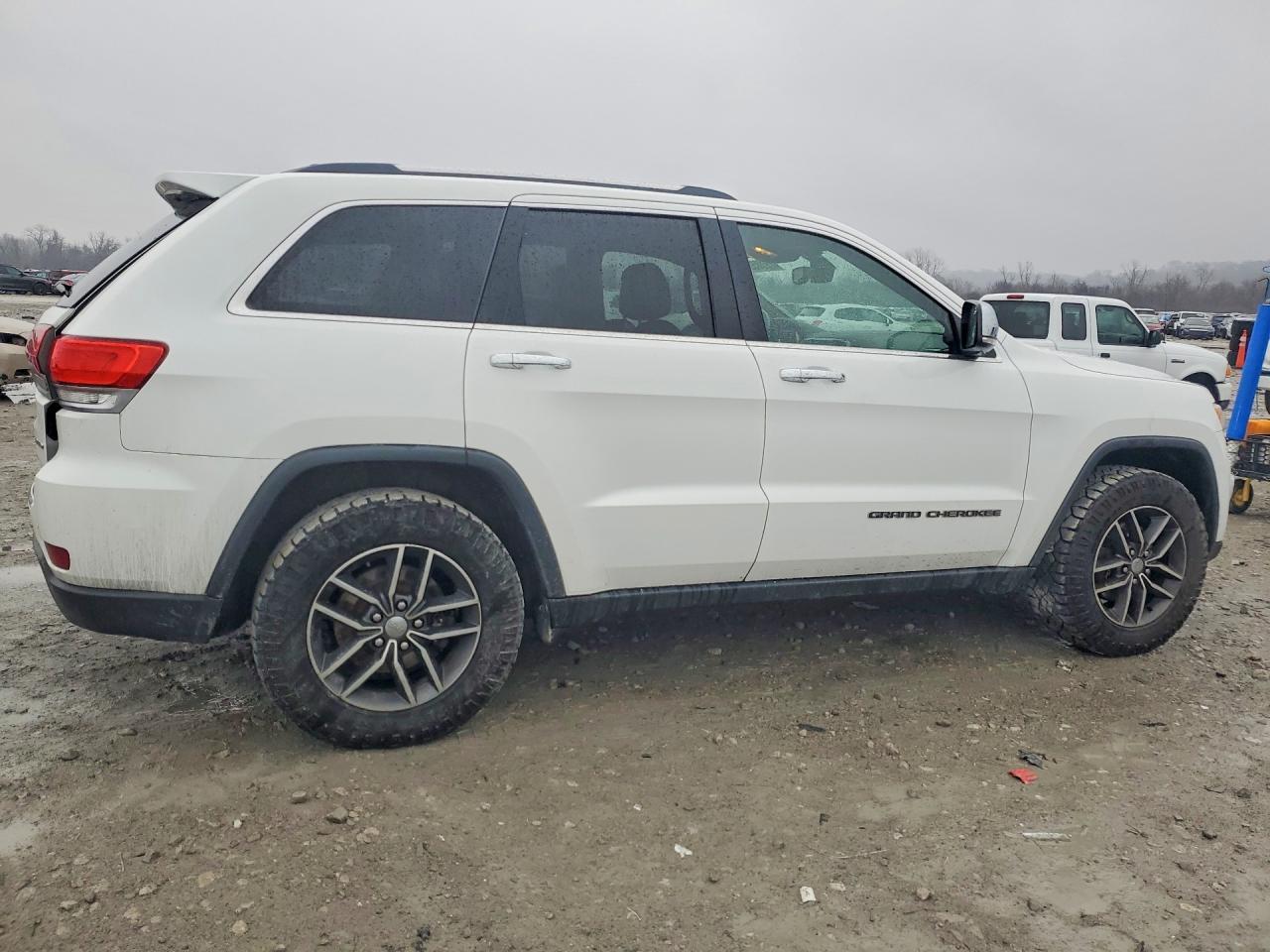 2017 Jeep Grand Cherokee - Фото 3