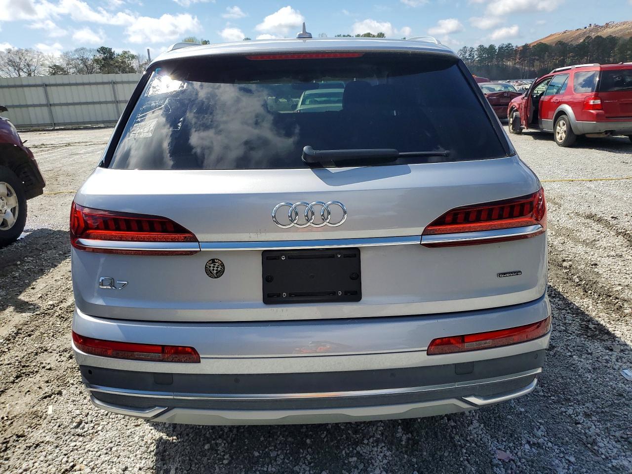 2020 Audi Q7 Premium Plus - Фото 6