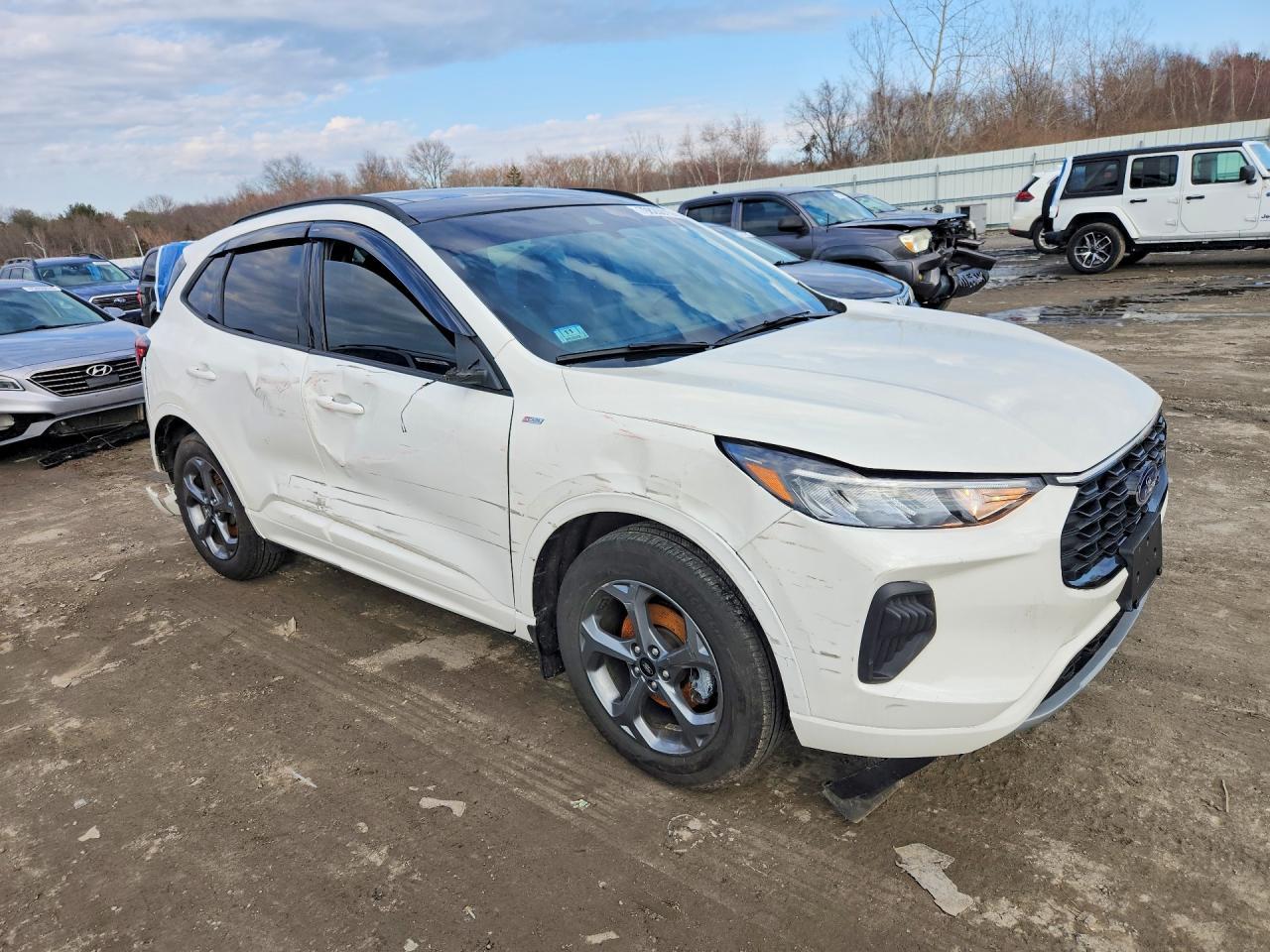 2023 Ford Escape St Line - Фото 4