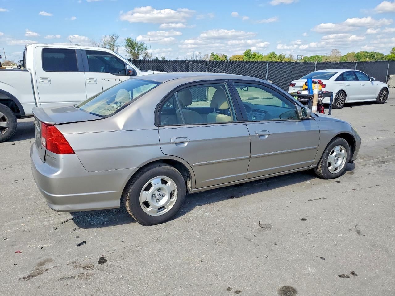 2004 Honda Civic Hybrid - Фото 3