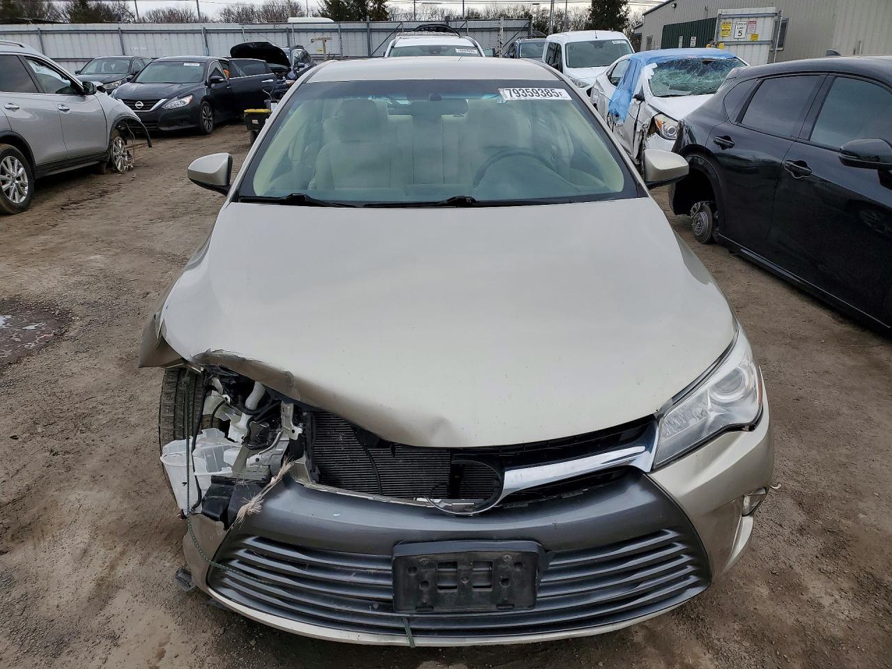 2016 Toyota Camry Le - Фото 5