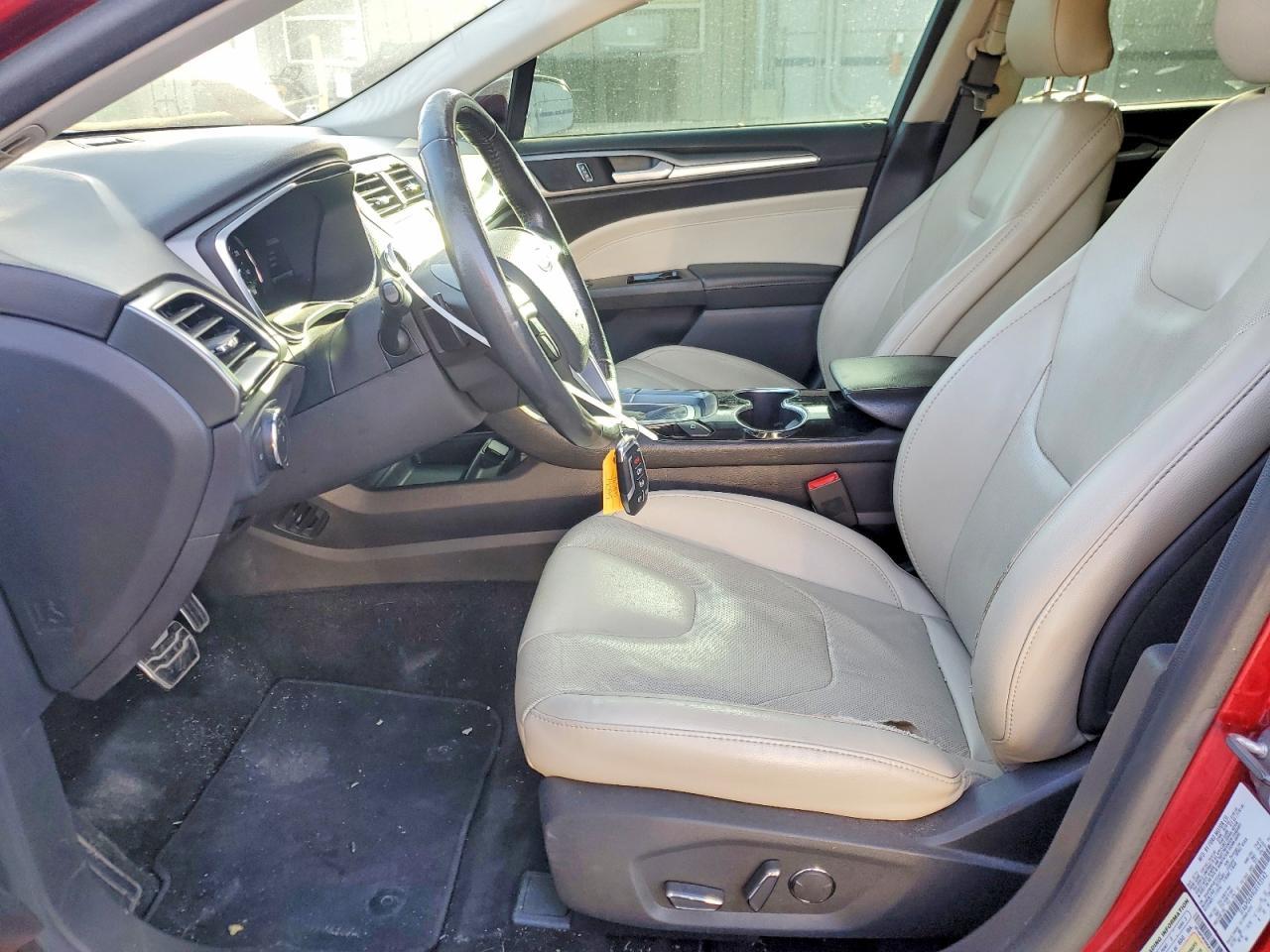 2016 Ford Fusion Titanium - Image 7