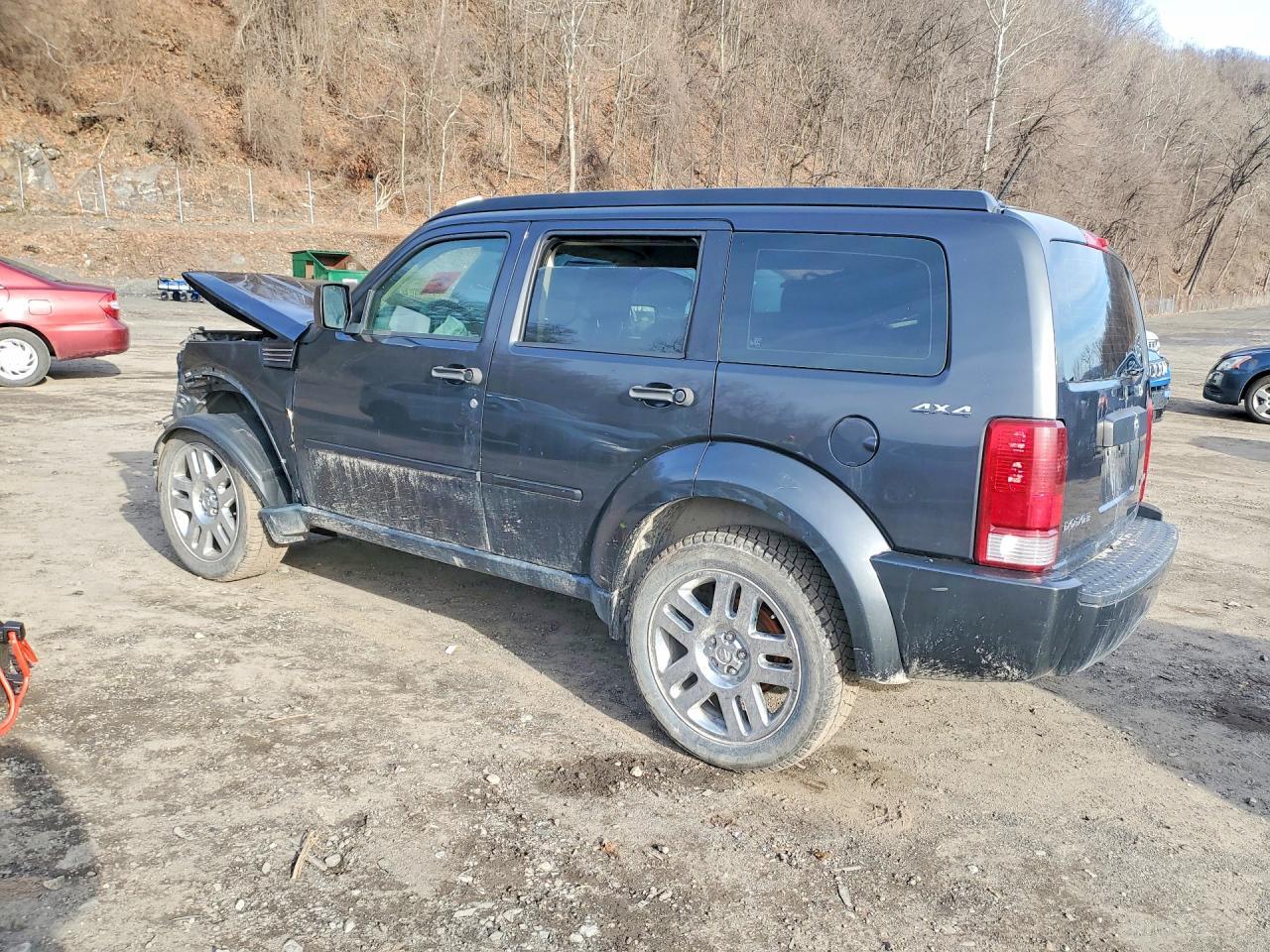 2011 Dodge Nitro Se - Image 2