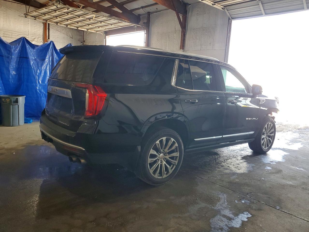 2021 GMC Yukon Denali - Image 3