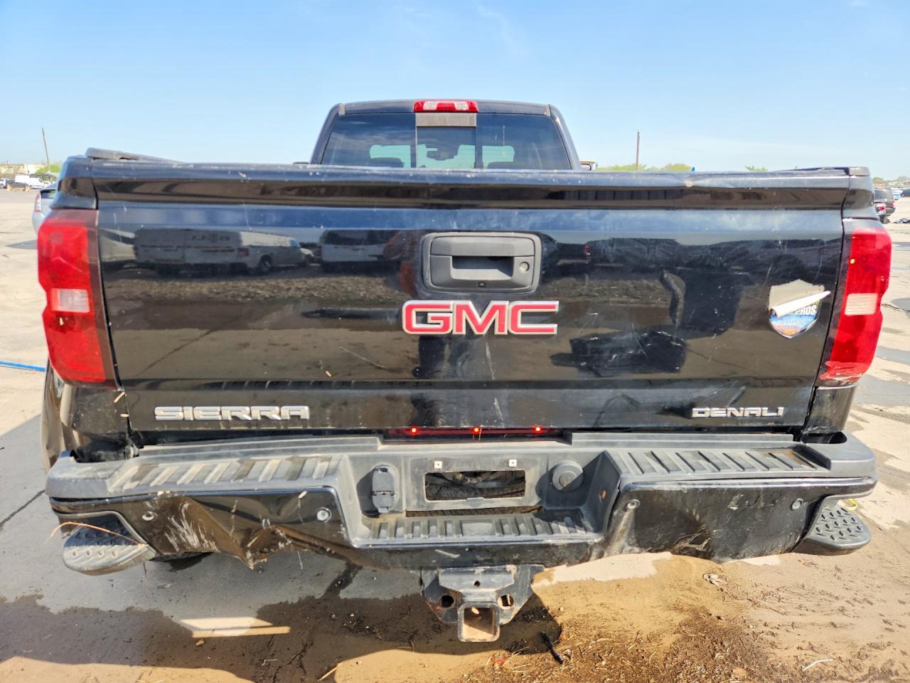 2016 GMC Sierra K3500 Denali - Фото 6
