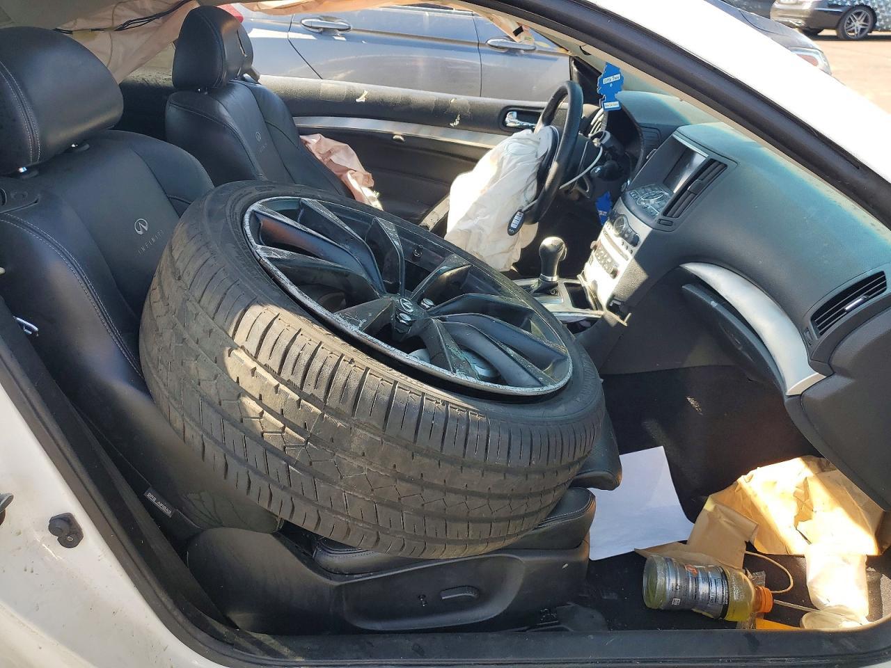 2013 Infiniti G37 Coupe Journey - Фото 7