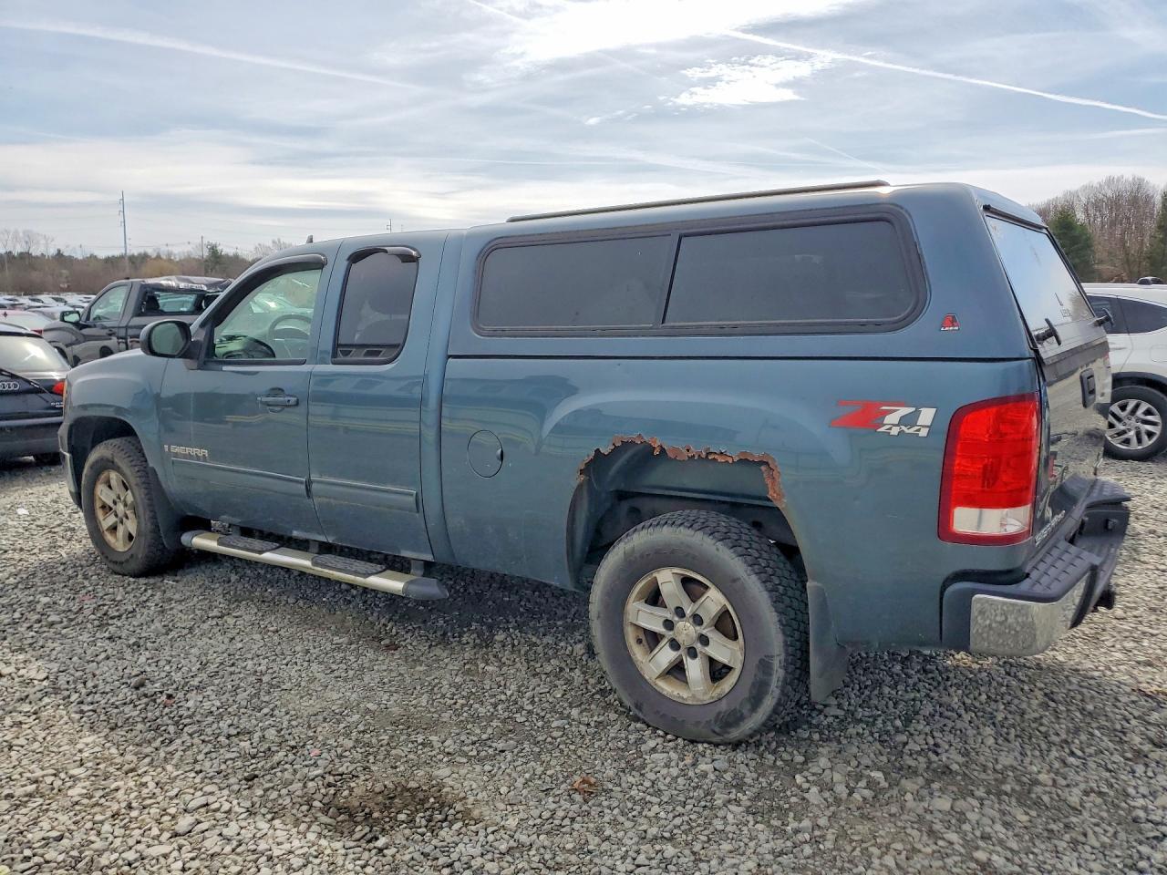 2007 GMC New Sierra K1500 - Image 2