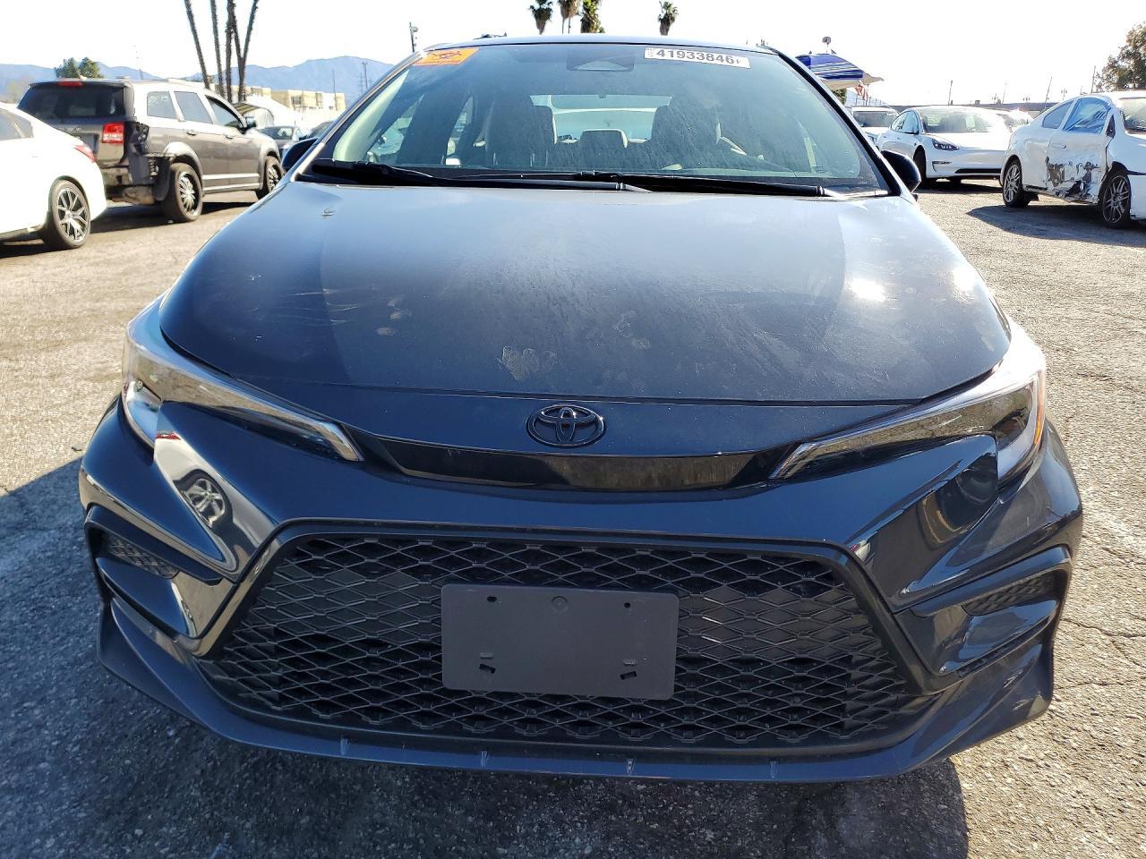 2026 Toyota Corolla Se - Image 5