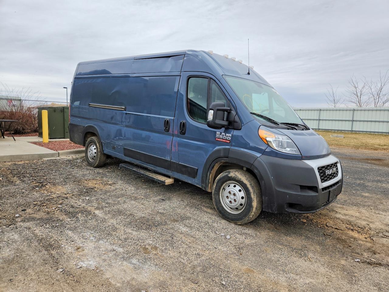 2020 Ram Promaster 3500 Delivery Van - Фото 4