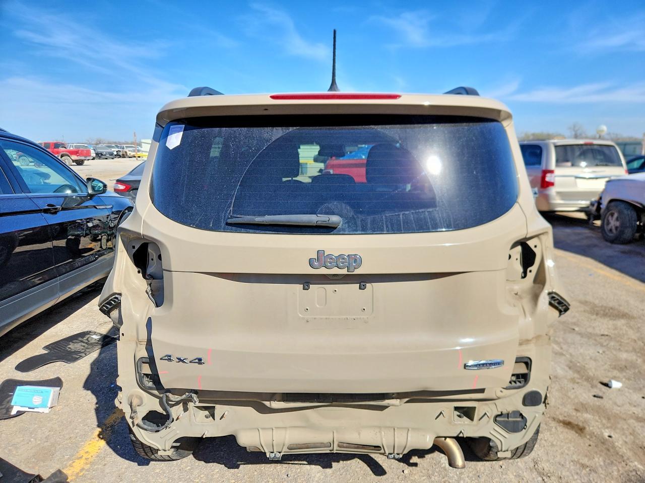 2016 Jeep Renegade Latitude - Фото 6