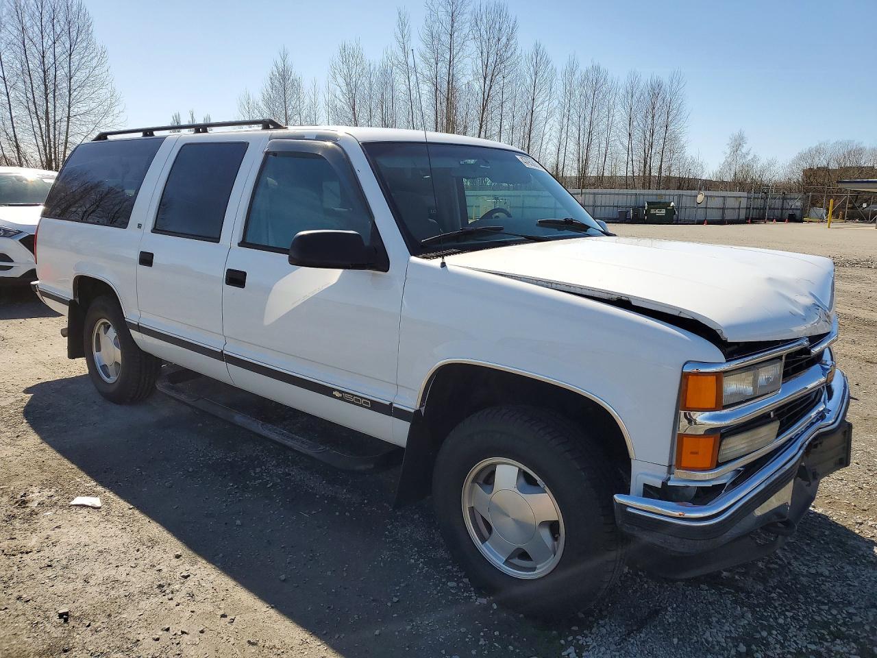 1995 Chevrolet Suburban 1500 4D - Фото 4