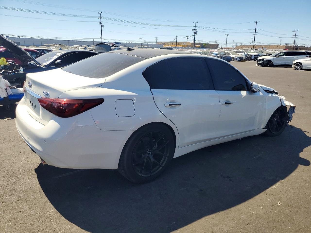 2021 Infiniti Q50 Luxe - Image 3