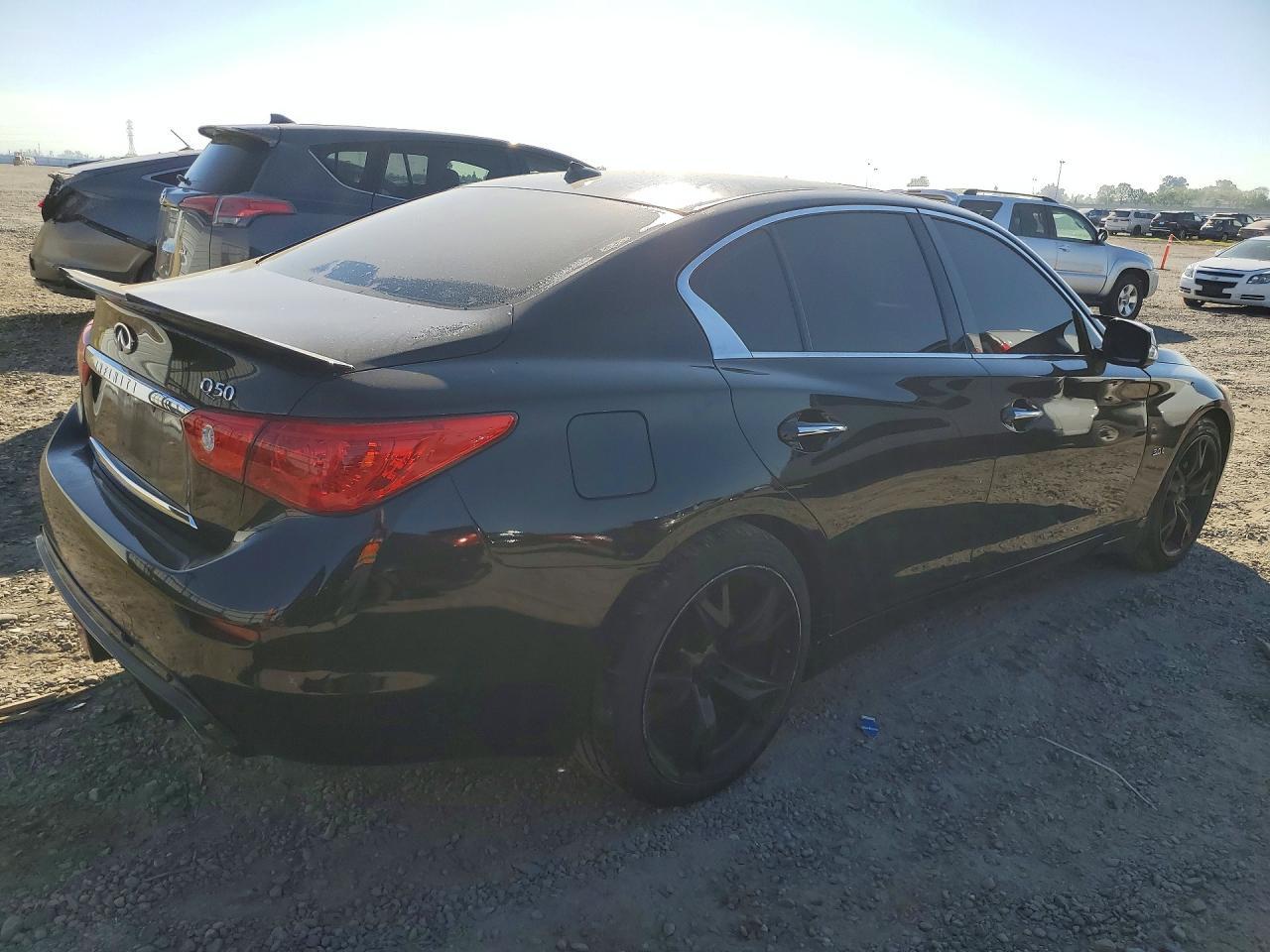 2017 Infiniti Q50 3.0T Premium - Фото 3