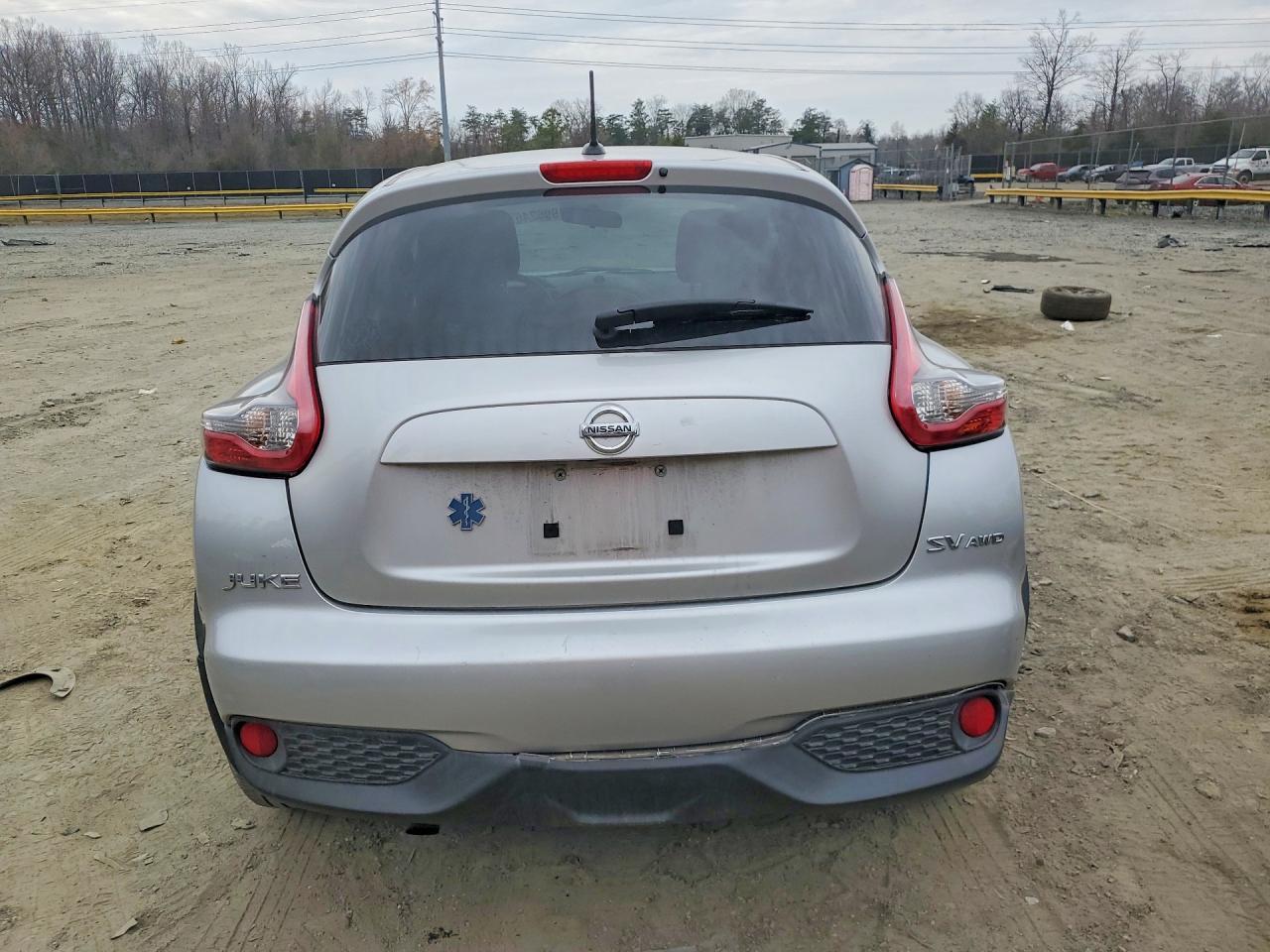 2015 Nissan Juke S - Image 6