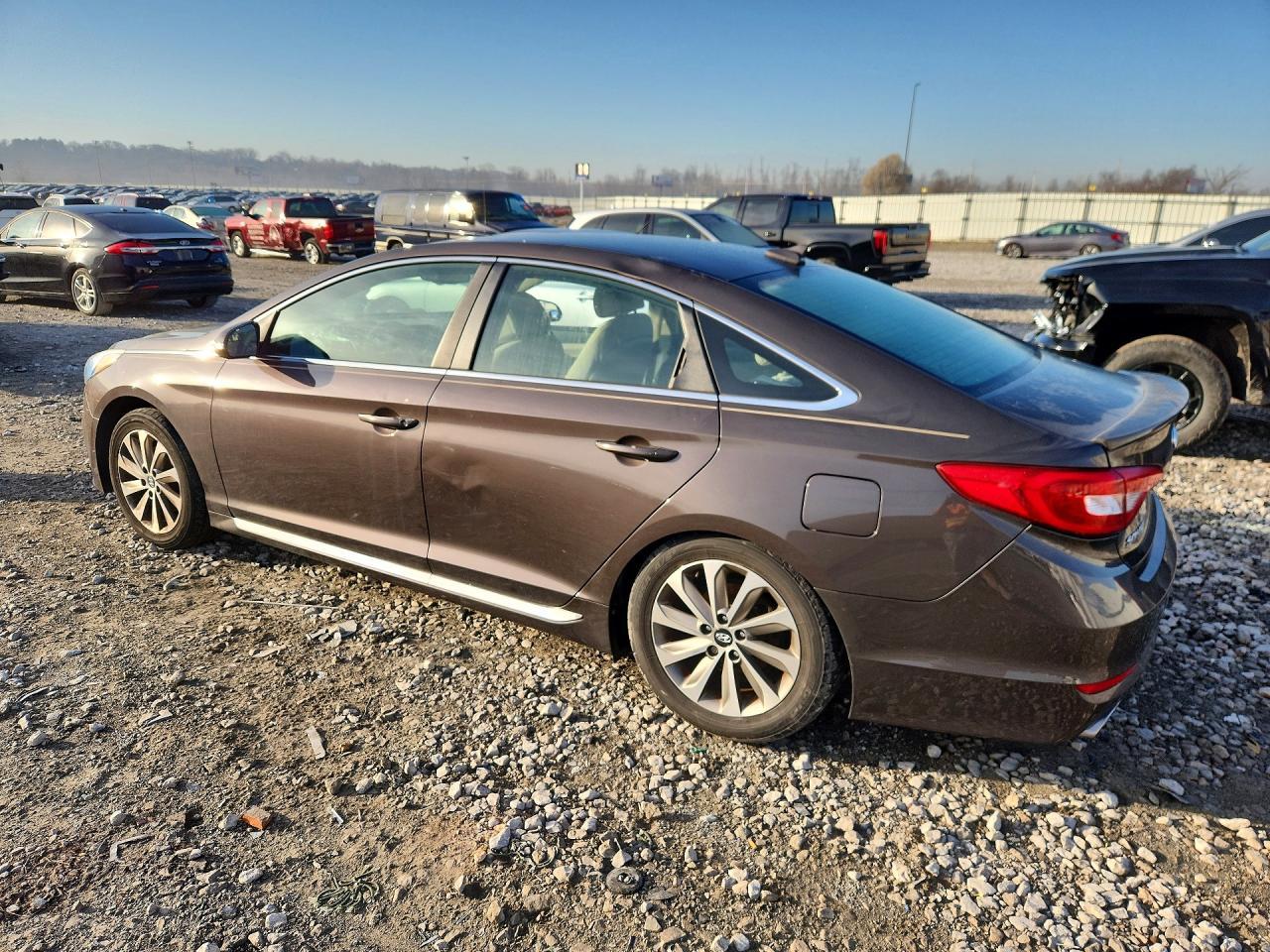 2015 Hyundai Sonata Sport - Image 2