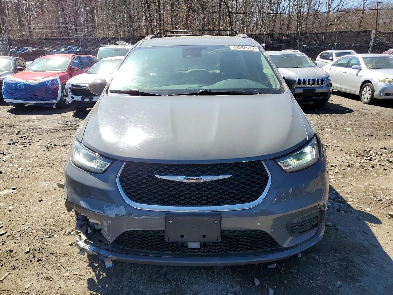 2022 Chrysler Pacifica Touring L - Фото 5