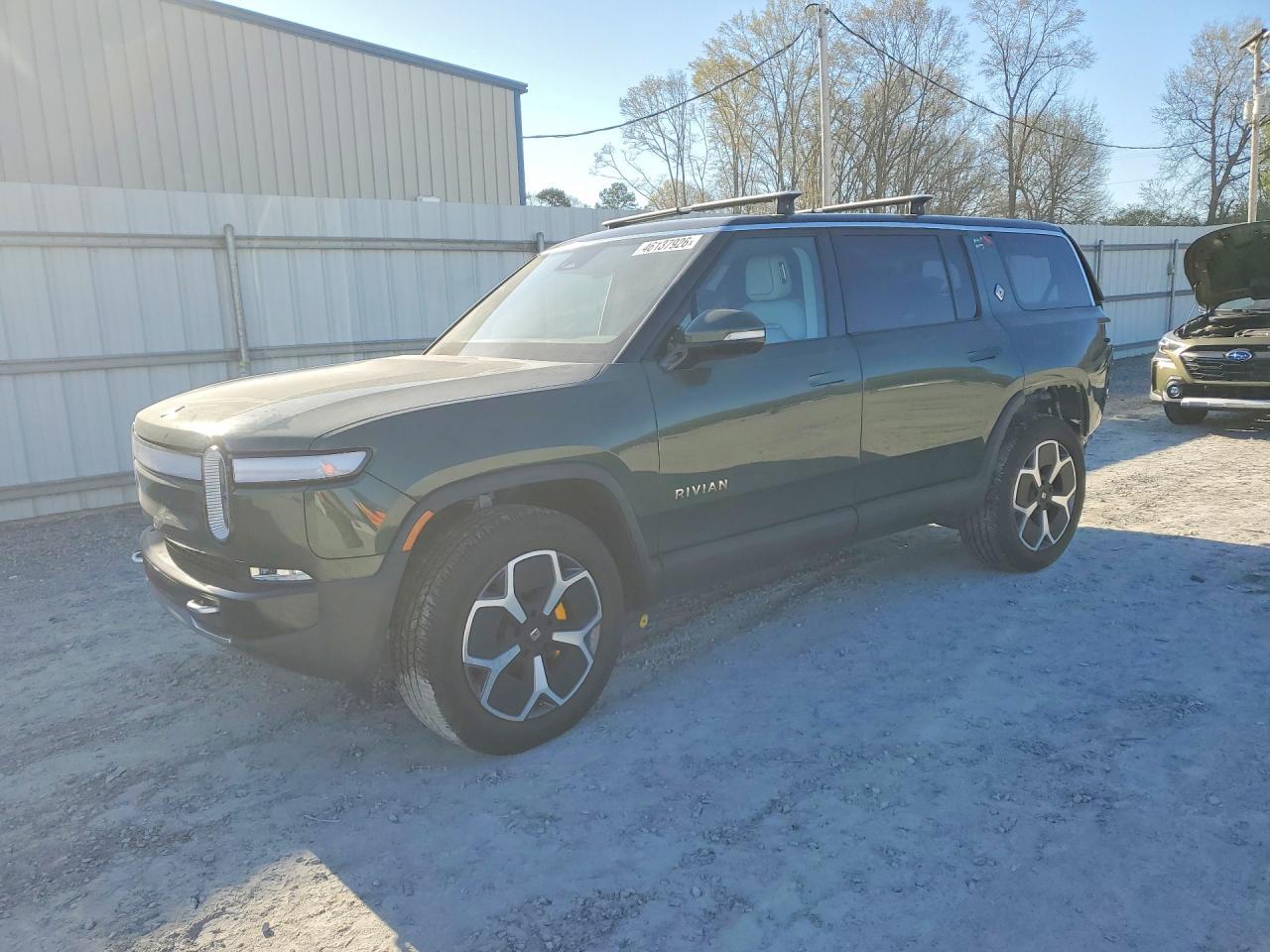 2024 Rivian R1S Adventure