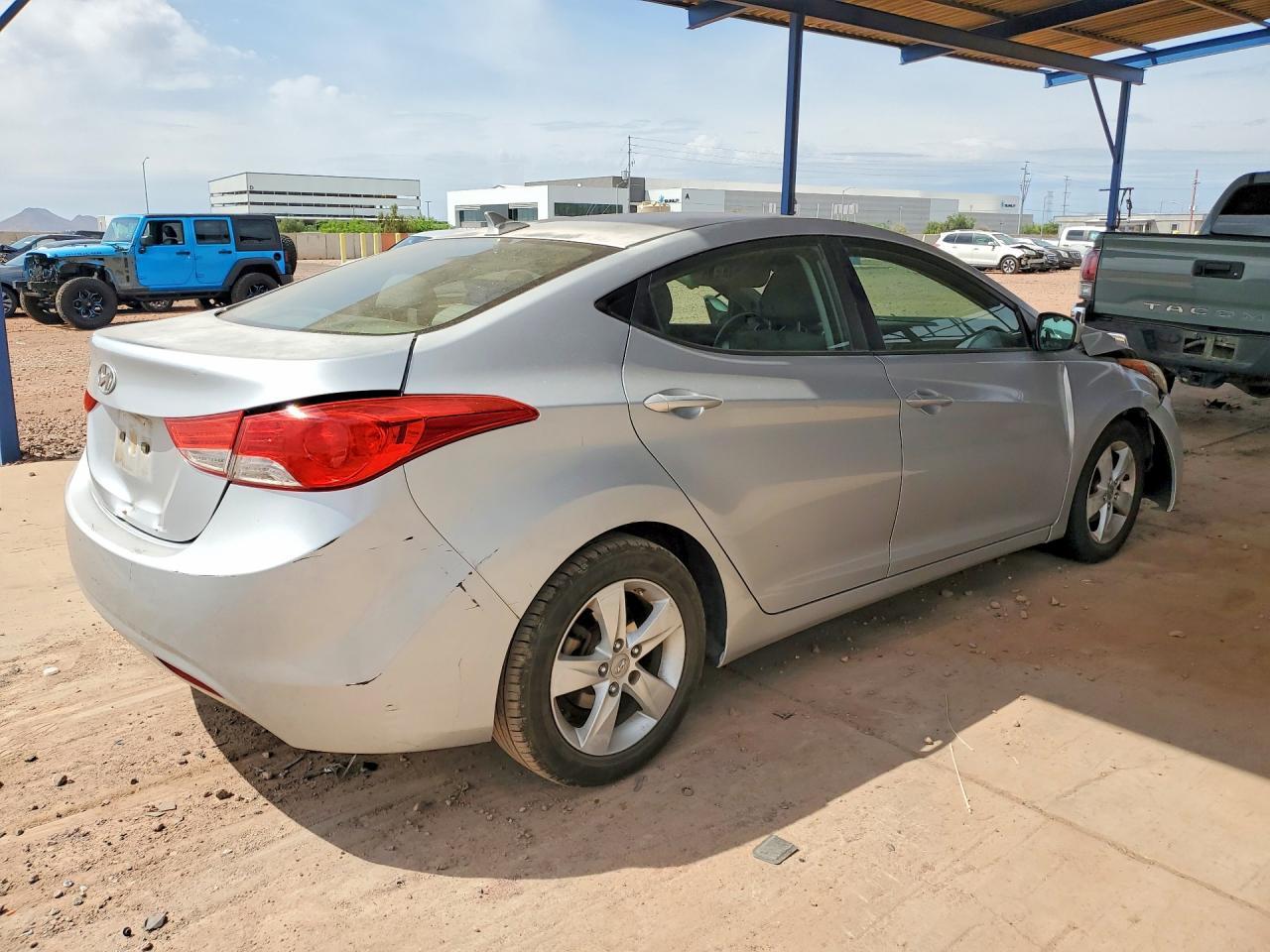 2013 Hyundai Elantra Gls - Фото 3