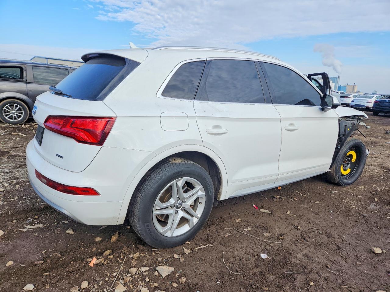 2019 Audi Q5 Premium - Image 3