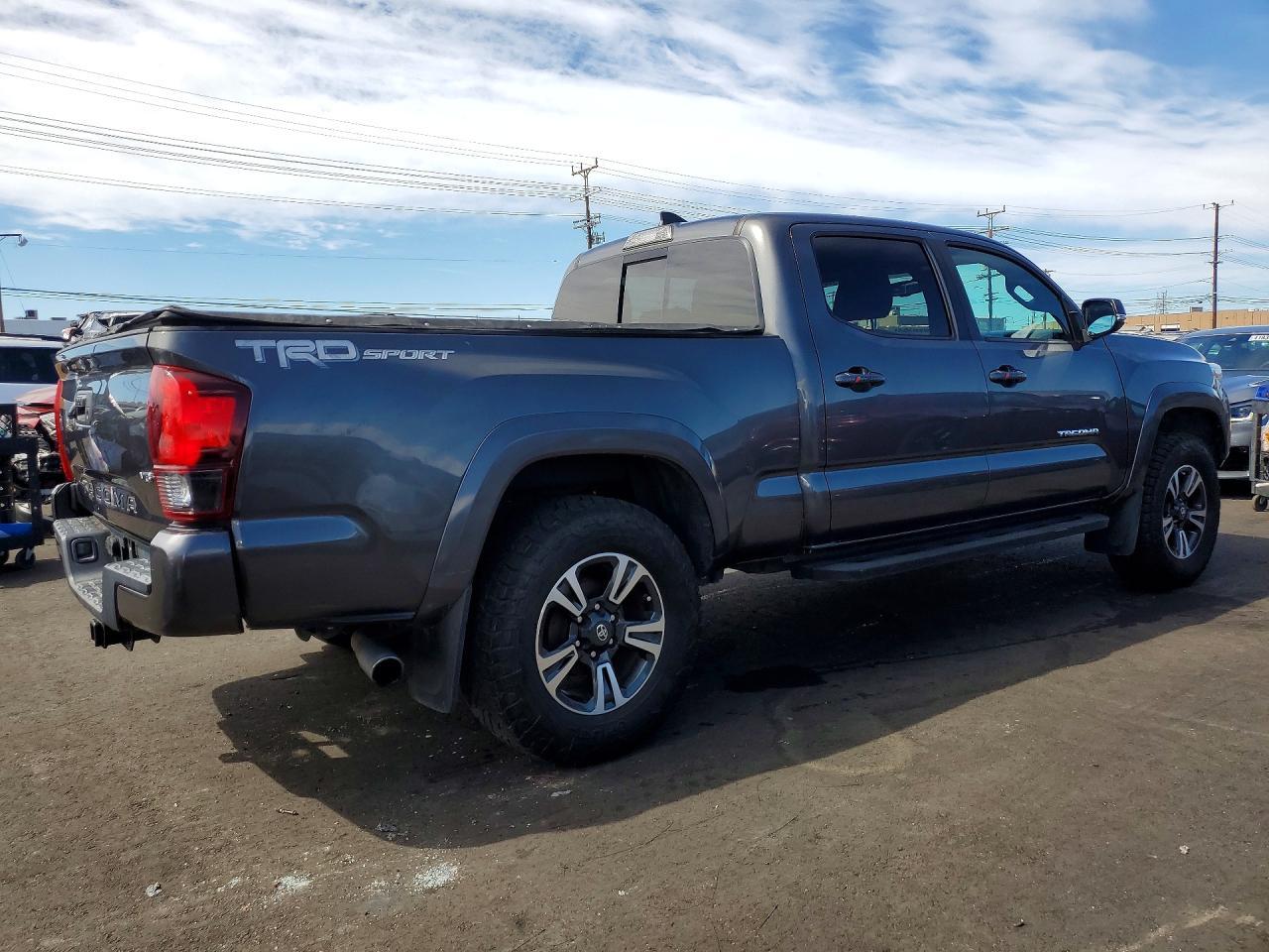 2019 Toyota Tacoma Trd Sport - Image 3