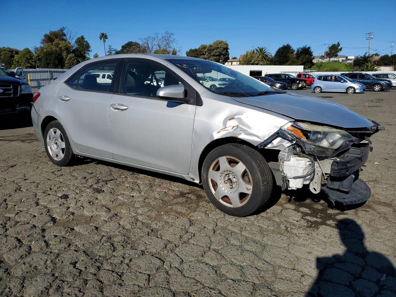 2016 Toyota Corolla Le - Фото 4