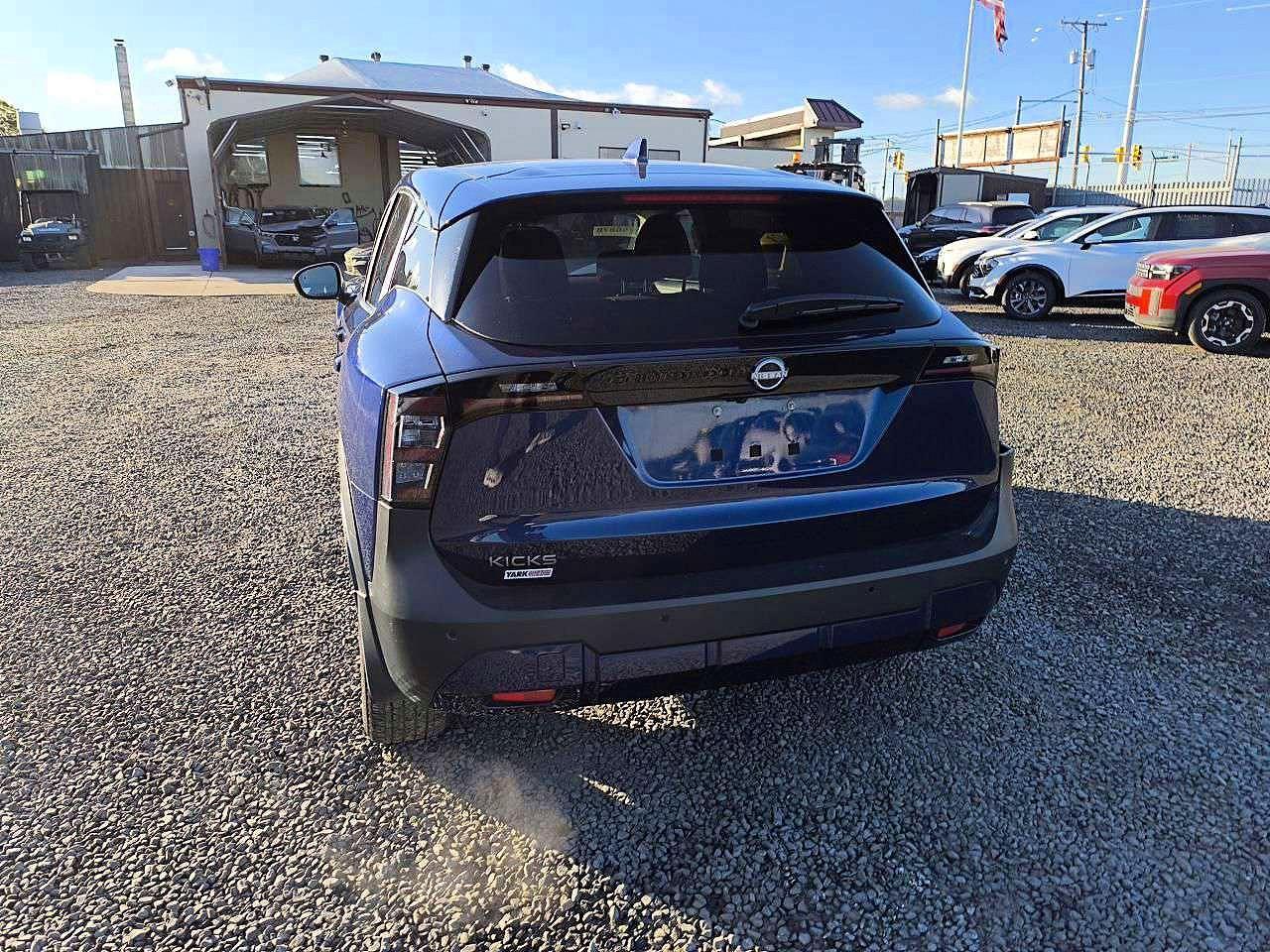 2025 Nissan Kicks Sv - Image 6
