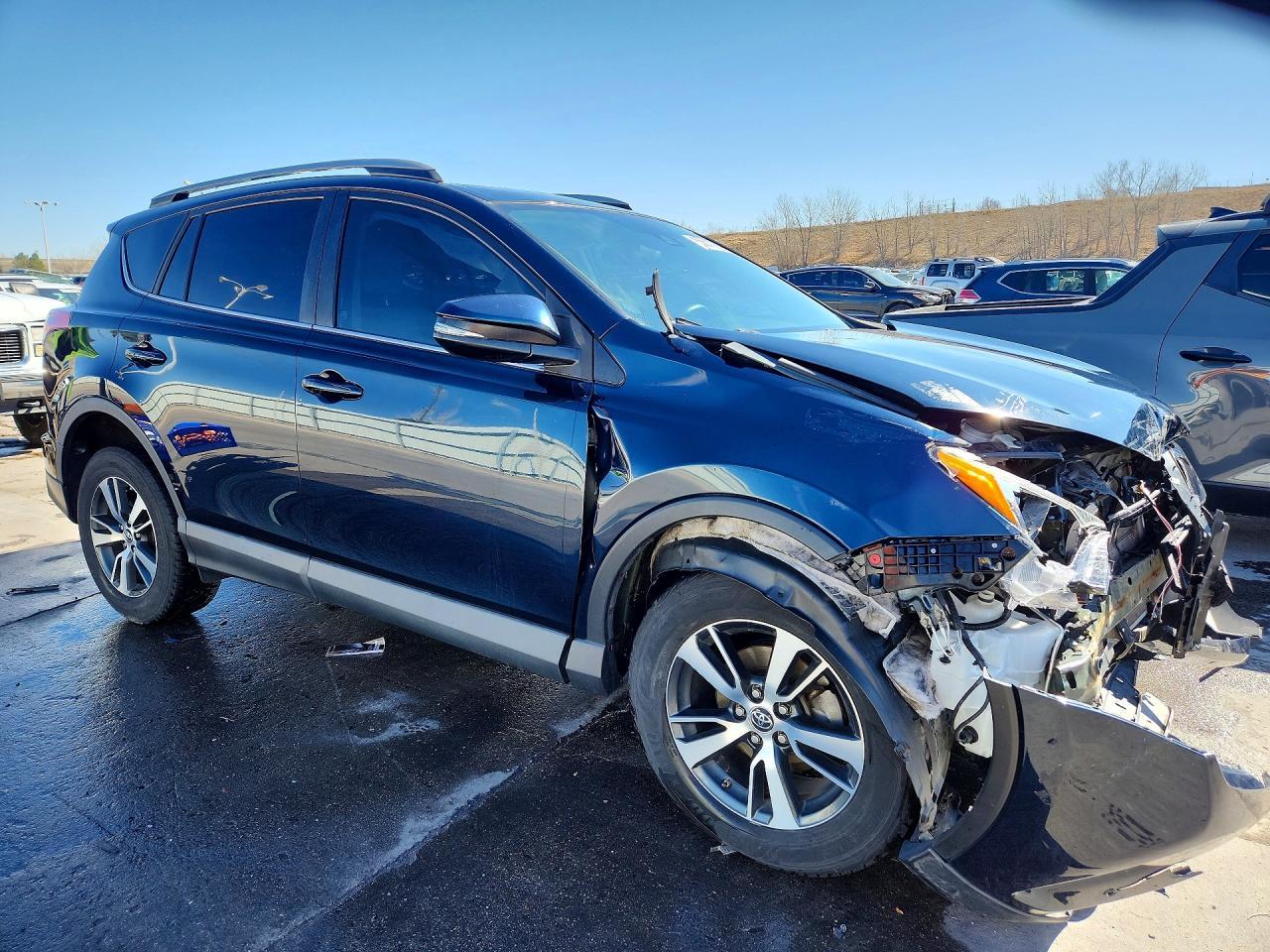 2017 Toyota Rav4 Xle - Фото 4