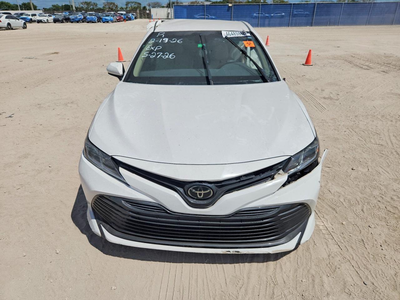 2018 Toyota Camry Le - Image 5