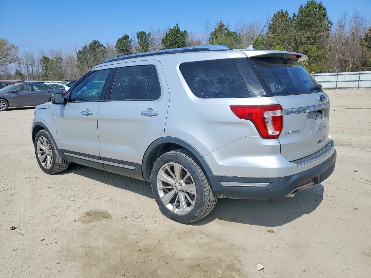 2019 Ford Explorer Limited - Image 2