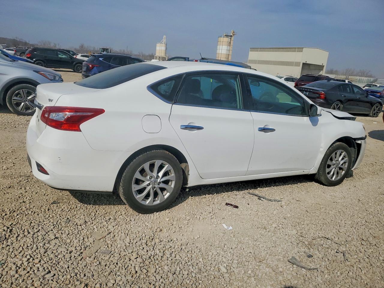 2019 Nissan Sentra Sv - Фото 3