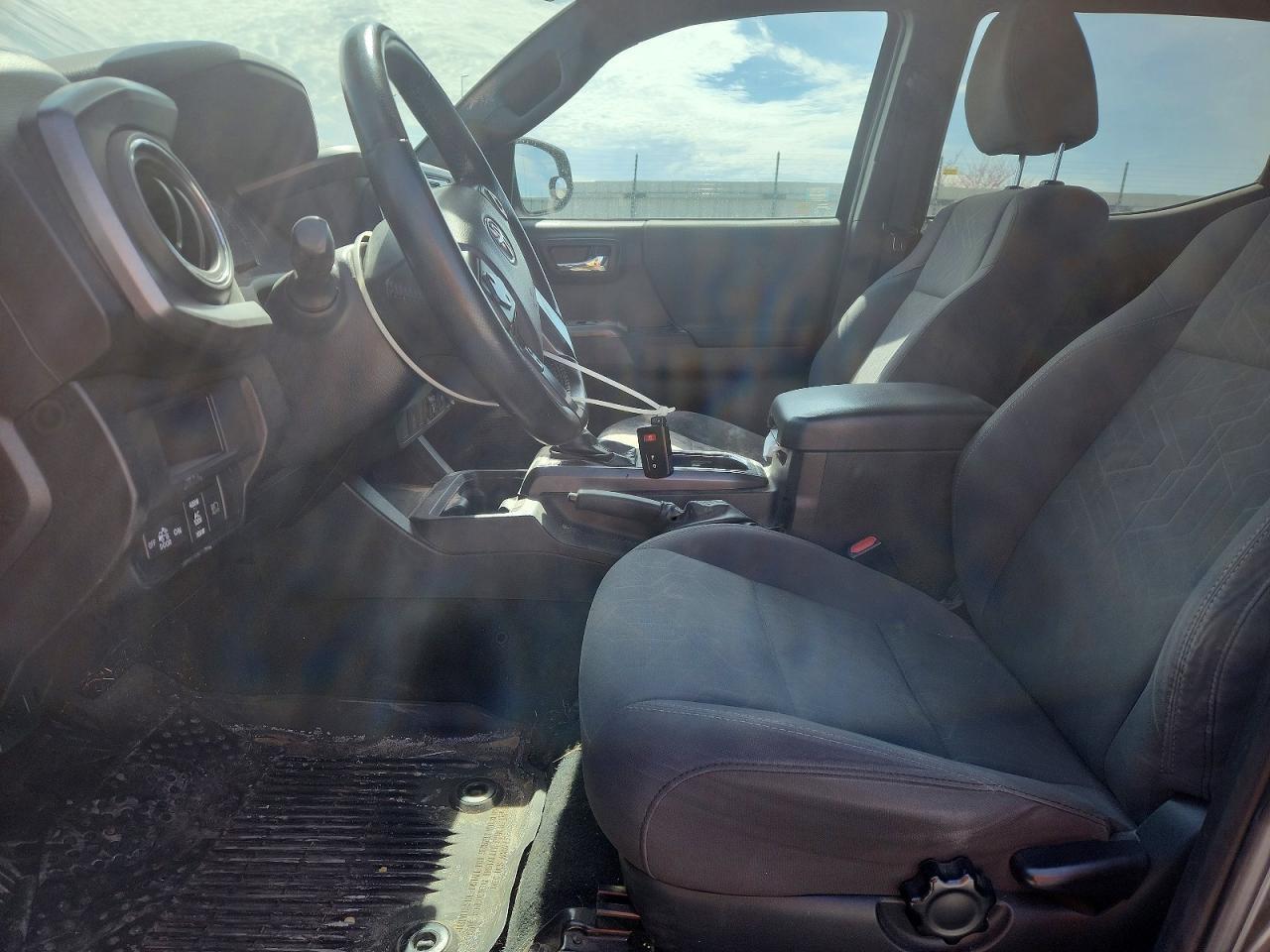 2019 Toyota Tacoma Trd Off-Road - Image 7