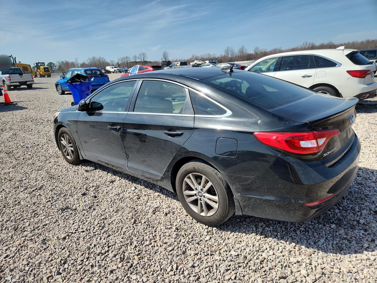 2016 Hyundai Sonata Se - Фото 2