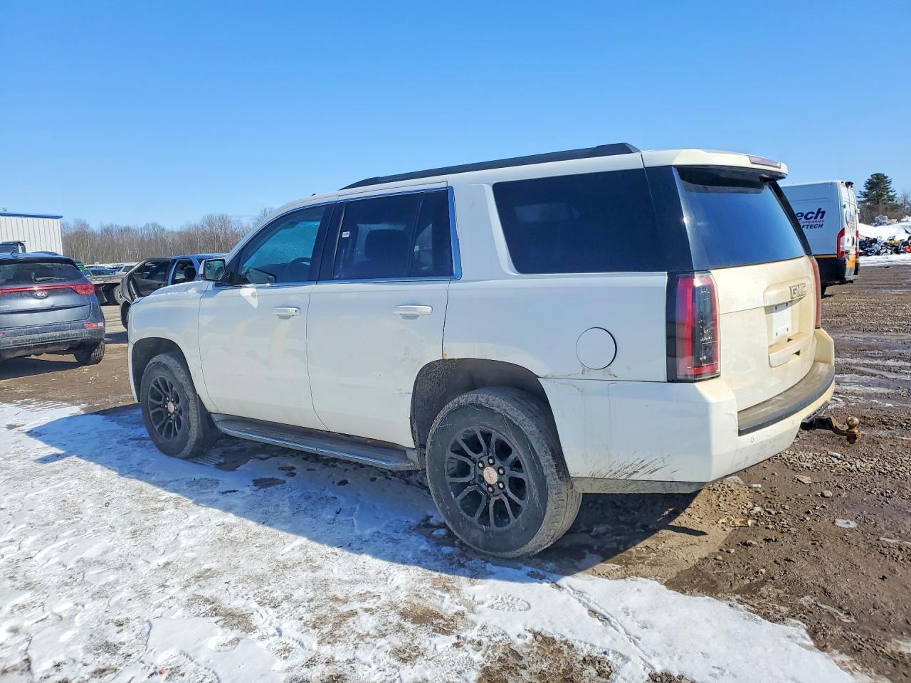 2015 GMC Yukon Sle - Image 2