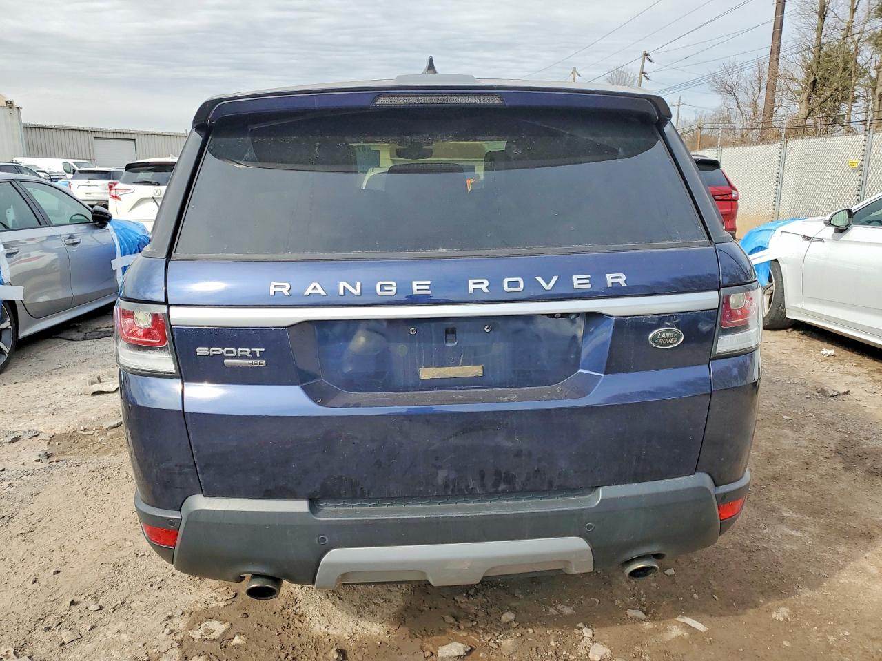 2017 Land Rover Range Rover Sport Hse - Image 6