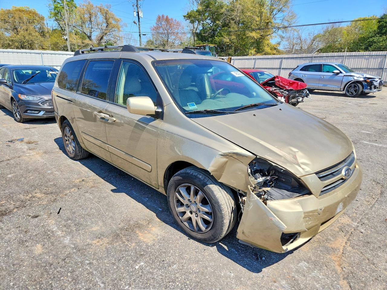 2006 Kia Sedona - Image 4