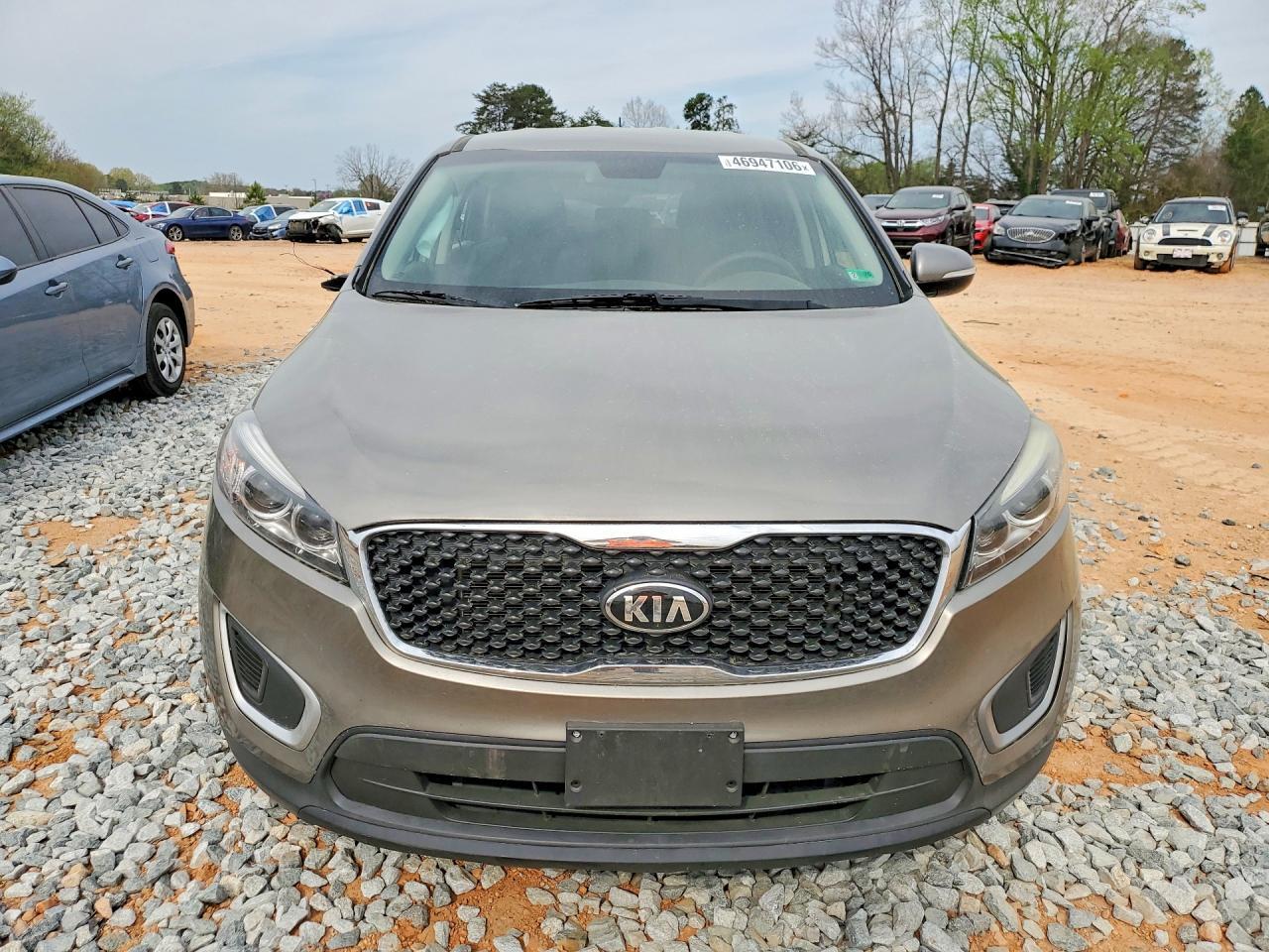 2017 Kia Sorento L - Image 5
