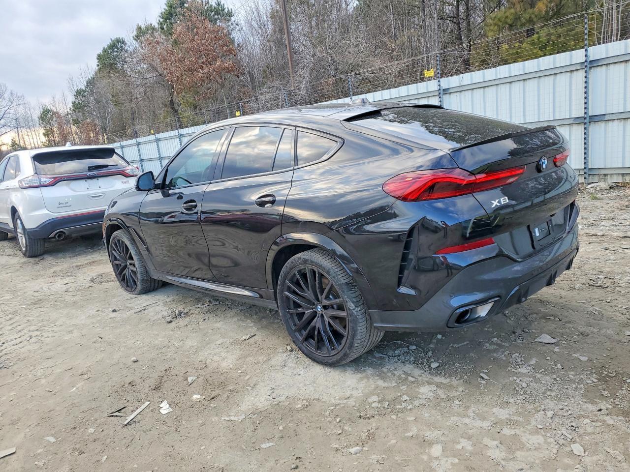 2025 BMW X6 xDrive40I - Фото 2