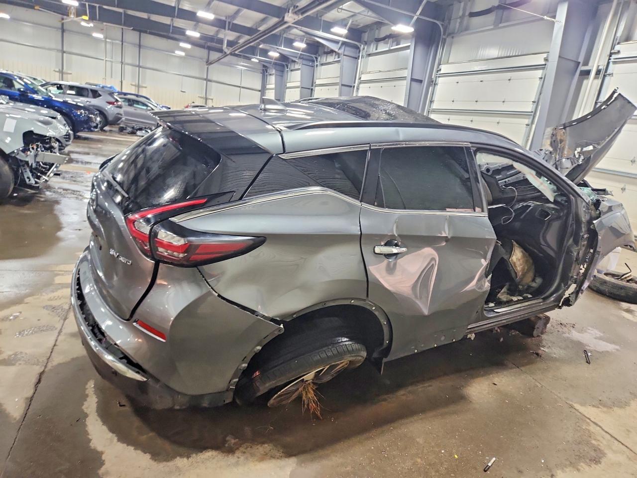 2019 Nissan Murano Sv - Image 3