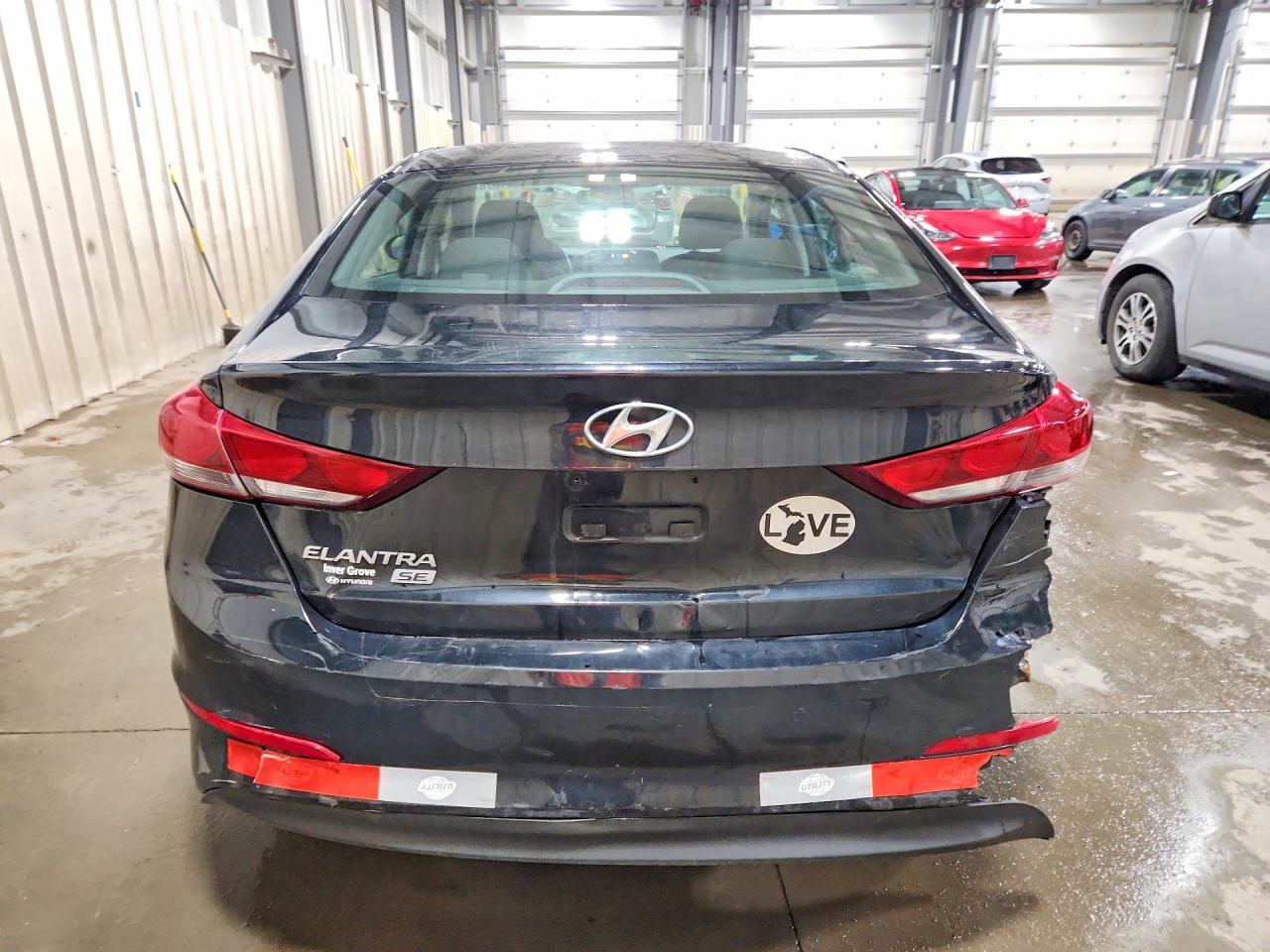 2018 Hyundai Elantra Se - Фото 6