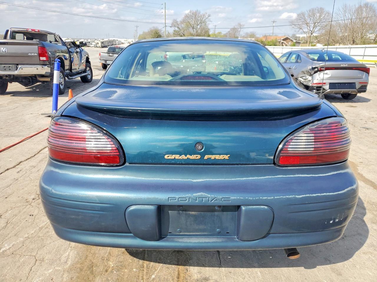 1997 Pontiac Grand Prix Se - Фото 6