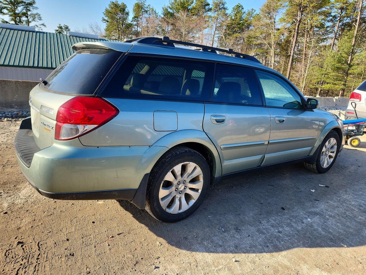 2009 Subaru Outback 2.5I Limited - Image 3
