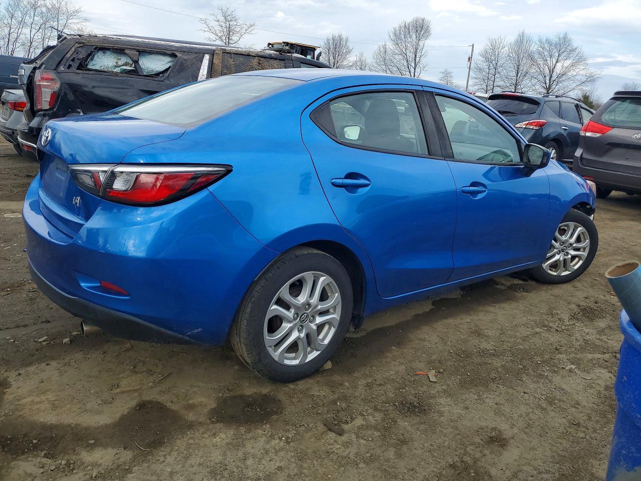2018 Toyota Yaris Ia Base - Image 3