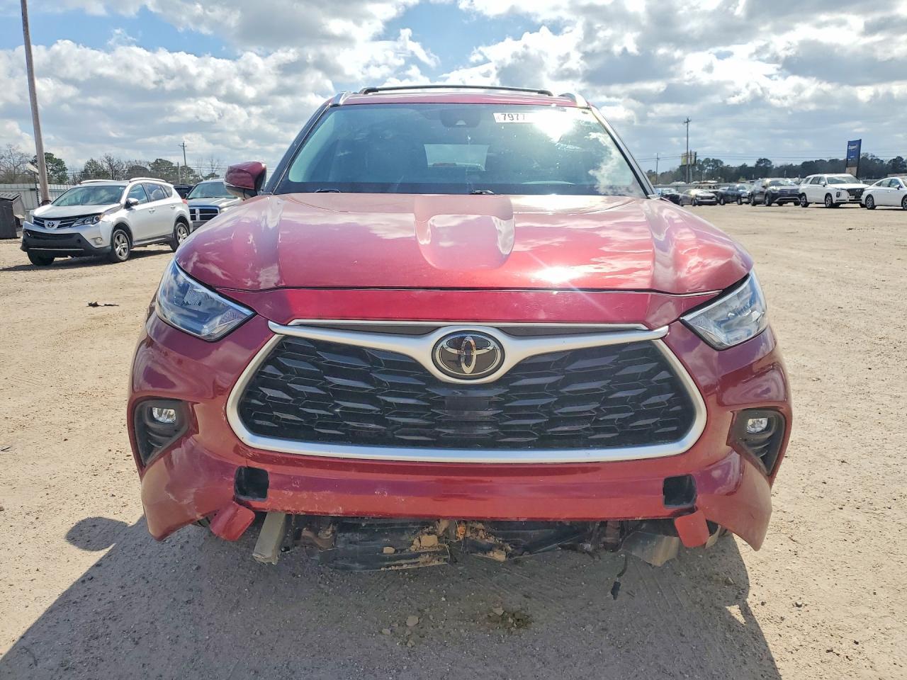 2020 Toyota Highlander Xle - Image 5