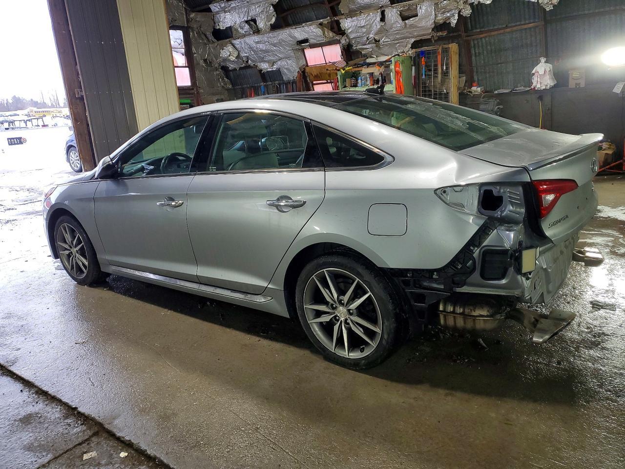 2015 Hyundai Sonata Sport 2.0T - Image 2